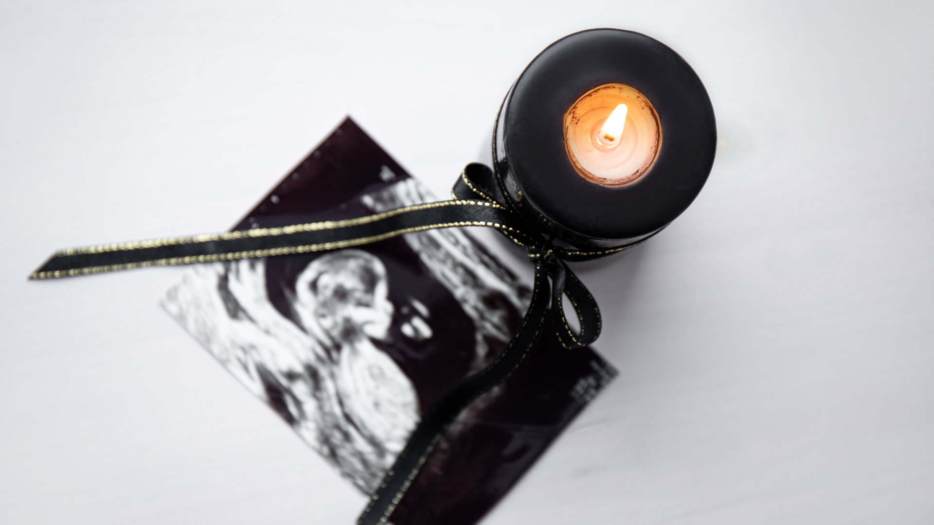 How Alexa & Carlos PenaVega Humanized the Experience of Stillbirth